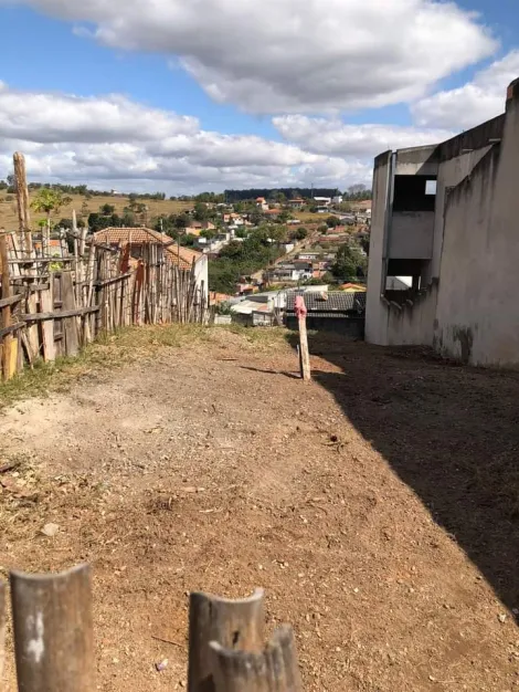 imagem 1 - EXCELENTE TERRENO DE MEIO LOTE MAIOR QUE O PADRÃO SEMI PLANO! imagem 1 - EXCELENTE TERRENO DE MEIO LOTE MAIOR QUE O PADRÃO SEMI PLANO!