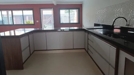 imagem 1 - Excelente casa térrea no vista Verde reformada três dormitórios sendo uma suíte cozinha conceito aberto imagem 1 - Excelente casa térrea no vista Verde reformada três dormitórios sendo uma suíte cozinha conceito aberto