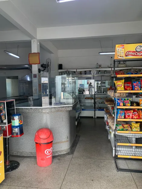 imagem 2 - propriedade comercial de esquina na vila tesouro com 382 metros de terreno e uma bela casa na parte superior com 07 comodos amplos imagem 2 - propriedade comercial de esquina na vila tesouro com 382 metros de terreno e uma bela casa na parte superior com 07 comodos amplos
