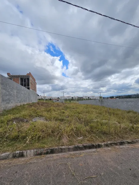 imagem 2 - Terreno Plano de 200m² em Frente à Área de Lazer no Loteamento SetParque imagem 2 - Terreno Plano de 200m² em Frente à Área de Lazer no Loteamento SetParque
