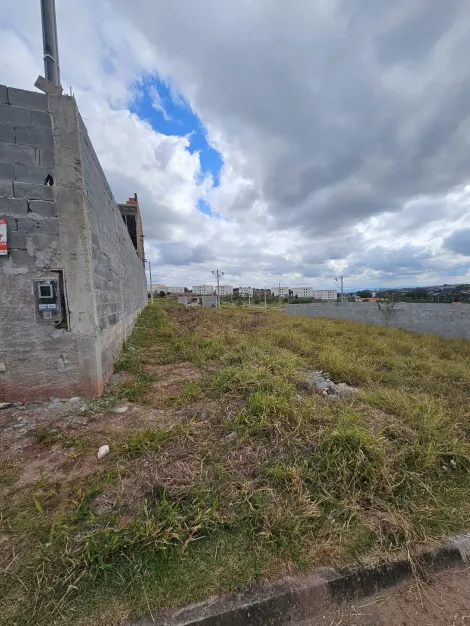 imagem 5 - Terreno Plano de 200m² em Frente à Área de Lazer no Loteamento SetParque imagem 5 - Terreno Plano de 200m² em Frente à Área de Lazer no Loteamento SetParque