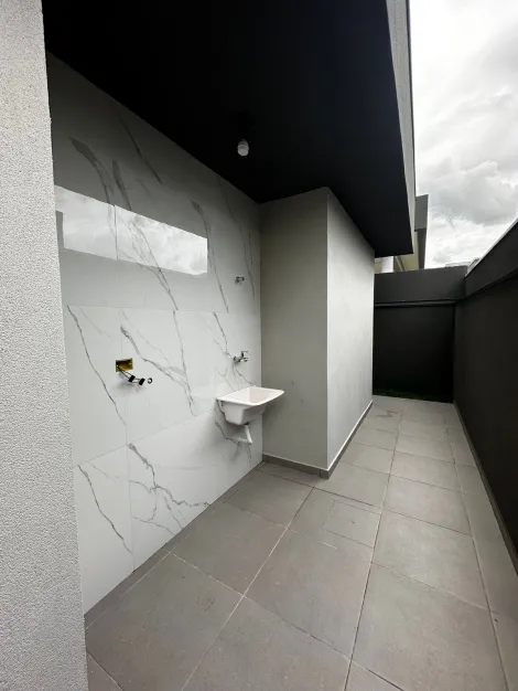 imagem 5 - `Casa Térrea de Luxo no Condomínio RUDA: 3 quartos sendo 2 Suítes, Pé Direito Duplo, Energia Solar e Churrasqueira em Porcelanato - Viva o Conforto e a Elegância!` imagem 5 - `Casa Térrea de Luxo no Condomínio RUDA: 3 quartos sendo 2 Suítes, Pé Direito Duplo, Energia Solar e Churrasqueira em Porcelanato - Viva o Conforto e a Elegância!`