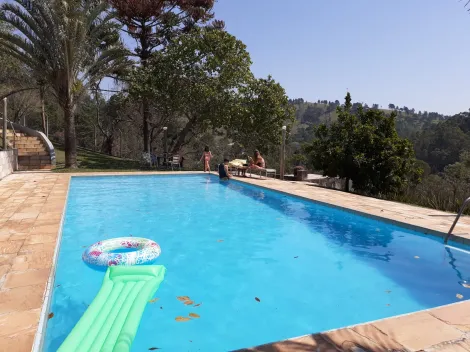 imagem 1 - Chácara em Atibaia com 10.000 metros, possui piscina, campo de futebol, sauna e muito mais imagem 1 - Chácara em Atibaia com 10.000 metros, possui piscina, campo de futebol, sauna e muito mais