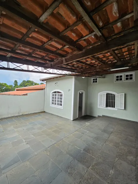 Alugar Casa / Padrão em São José dos Campos. apenas R$ 650.000,00