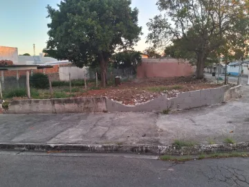 imagem 2 - um excelente terreno  otimo para casa ou comercio lote de esquina com ponto de ônibus na calçada imagem 2 - um excelente terreno  otimo para casa ou comercio lote de esquina com ponto de ônibus na calçada