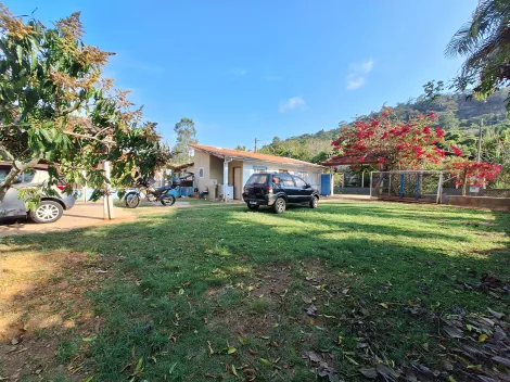 imagem 4 - Chácara em Jambeiro 1.500m² com Piscina, Poço, Árvores Frutíferas, Chalé, Sauna, Capela e Muito Mais... imagem 4 - Chácara em Jambeiro 1.500m² com Piscina, Poço, Árvores Frutíferas, Chalé, Sauna, Capela e Muito Mais...