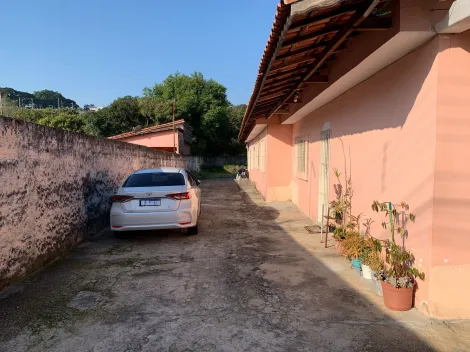imagem 5 - Oportunidade Versátil no Jardim Jussara: Propriedade com Duas Casas e Amplo Terreno para Uso Residencial ou Comercial imagem 5 - Oportunidade Versátil no Jardim Jussara: Propriedade com Duas Casas e Amplo Terreno para Uso Residencial ou Comercial