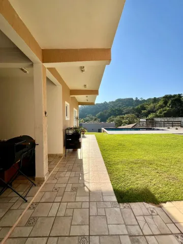 imagem 4 - Chácara dos Sonhos à Venda em Igaratá - Casa com Piscina e Vista para o lago! imagem 4 - Chácara dos Sonhos à Venda em Igaratá - Casa com Piscina e Vista para o lago!