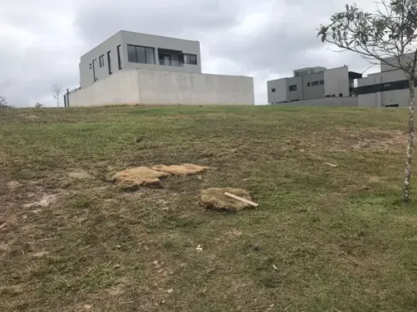 imagem 2 - Excelente oportunidade! Belo terreno no Condomínio Alphaville II com leve aclive imagem 2 - Excelente oportunidade! Belo terreno no Condomínio Alphaville II com leve aclive