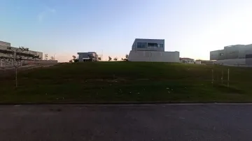imagem 3 - Excelente oportunidade! Belo terreno no Condomínio Alphaville II com leve aclive imagem 3 - Excelente oportunidade! Belo terreno no Condomínio Alphaville II com leve aclive