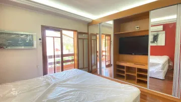 imagem 3 - Casa Jacareí condomínio Coleginho repleto de armários imagem 3 - Casa Jacareí condomínio Coleginho repleto de armários