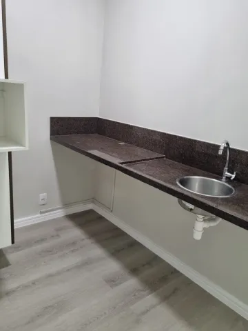 imagem 3 - SALA - VAGA - TOTALMENTE  REFORMADA - PRÓXIMO DE TUDO- ACEITA PERMUTA POR TERRENO - imagem 3 - SALA - VAGA - TOTALMENTE  REFORMADA - PRÓXIMO DE TUDO- ACEITA PERMUTA POR TERRENO -
