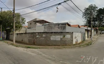imagem 3 - Terreno de Esquina Murado na Vila Adriana ? Versatilidade e Potencial para Moradia e Renda imagem 3 - Terreno de Esquina Murado na Vila Adriana ? Versatilidade e Potencial para Moradia e Renda