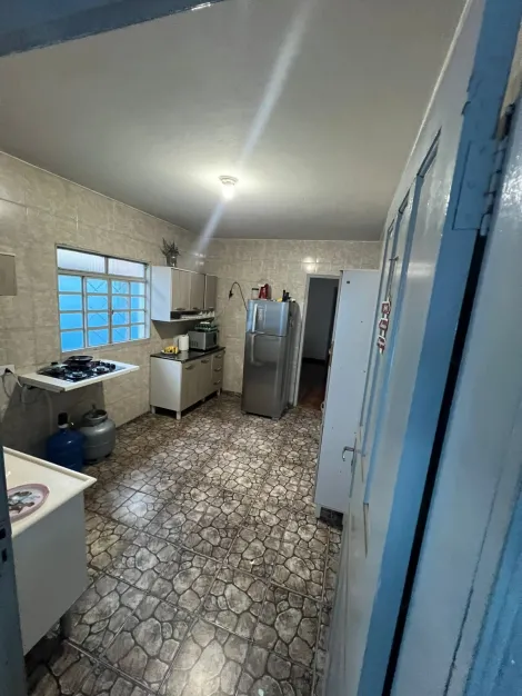 imagem 2 - ÓTIMA CASA DE LOTE INTEIRO, 03 DORMITÓRIOS + EDÍCULA NO JARDIM CASTANHEIRAS!!! imagem 2 - ÓTIMA CASA DE LOTE INTEIRO, 03 DORMITÓRIOS + EDÍCULA NO JARDIM CASTANHEIRAS!!!
