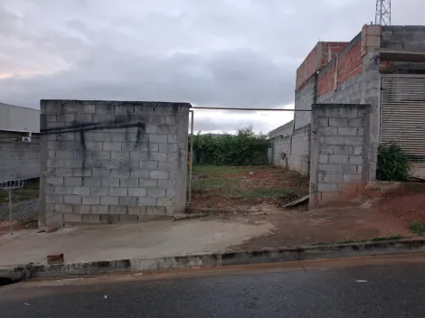 imagem 2 - TERRENO PLANO NO BAIRRO SETVILLE, COM MUROS DE BLOCOS DE CIMENTO E MURO DE ARRIMO, PORTÃO E CALÇADA, ARVORES FRUTIFERAS imagem 2 - TERRENO PLANO NO BAIRRO SETVILLE, COM MUROS DE BLOCOS DE CIMENTO E MURO DE ARRIMO, PORTÃO E CALÇADA, ARVORES FRUTIFERAS