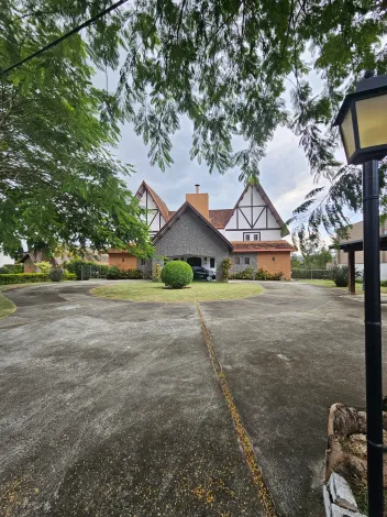 imagem 1 - Casa Exclusiva com 580m², Piscina, Sauna e Campo de Futebol - Conforto e Lazer Completo imagem 1 - Casa Exclusiva com 580m², Piscina, Sauna e Campo de Futebol - Conforto e Lazer Completo