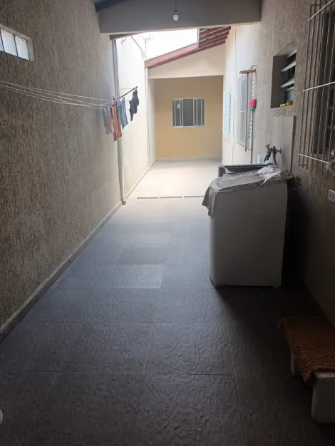 imagem 4 - CASA REFORMADA COM 2 DORMITÓRIOS COM EDICULA E QUINTAL NO JARDIM ORIENTE. imagem 4 - CASA REFORMADA COM 2 DORMITÓRIOS COM EDICULA E QUINTAL NO JARDIM ORIENTE.