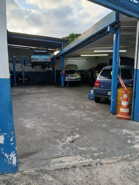 imagem 3 - Imóvel com estrutura para oficina mecânica no bairro Jardim Satélite imagem 3 - Imóvel com estrutura para oficina mecânica no bairro Jardim Satélite