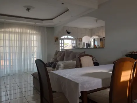 imagem 5 - CASA COM 4 DORMITÓRIOS COM AMPLO QUINTAL EXCELENTE LOCALIZAÇÃO.ACEITA TROCA POR APARTAMENTO OU  CASA DE MEIO LOTE NA ZONA SUL. imagem 5 - CASA COM 4 DORMITÓRIOS COM AMPLO QUINTAL EXCELENTE LOCALIZAÇÃO.ACEITA TROCA POR APARTAMENTO OU  CASA DE MEIO LOTE NA ZONA SUL.