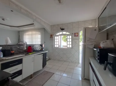 imagem 2 - CASA COM 4 DORMITÓRIOS COM AMPLO QUINTAL EXCELENTE LOCALIZAÇÃO.ACEITA TROCA POR APARTAMENTO OU  CASA DE MEIO LOTE NA ZONA SUL. imagem 2 - CASA COM 4 DORMITÓRIOS COM AMPLO QUINTAL EXCELENTE LOCALIZAÇÃO.ACEITA TROCA POR APARTAMENTO OU  CASA DE MEIO LOTE NA ZONA SUL.