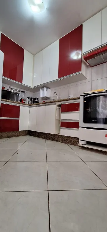 imagem 5 - Oportunidade: casa dos sonhos com área verde, árvores frutíferas, espaço amplo com churrasqueira, 3 dormitórios sendo 1 suíte , uma varanda ampla com uma vista espetacular e a tranquilidade e o sossego que você e sua família merece. imagem 5 - Oportunidade: casa dos sonhos com área verde, árvores frutíferas, espaço amplo com churrasqueira, 3 dormitórios sendo 1 suíte , uma varanda ampla com uma vista espetacular e a tranquilidade e o sossego que você e sua família merece.