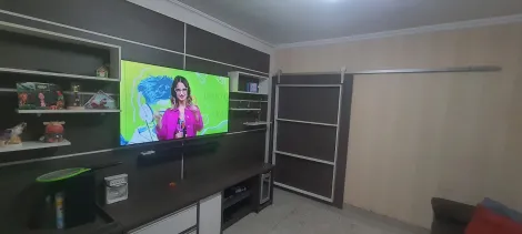 imagem 2 - Ótima oportunidade no Pq Industrial, casa repleta de móveis planejados, aceita permuta com apartamento  de menor valor. imagem 2 - Ótima oportunidade no Pq Industrial, casa repleta de móveis planejados, aceita permuta com apartamento  de menor valor.