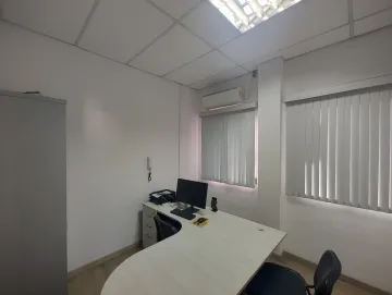 imagem 2 - Prédio Comercial com Galpão 300m2 Bairro Jardim Diamante imagem 2 - Prédio Comercial com Galpão 300m2 Bairro Jardim Diamante