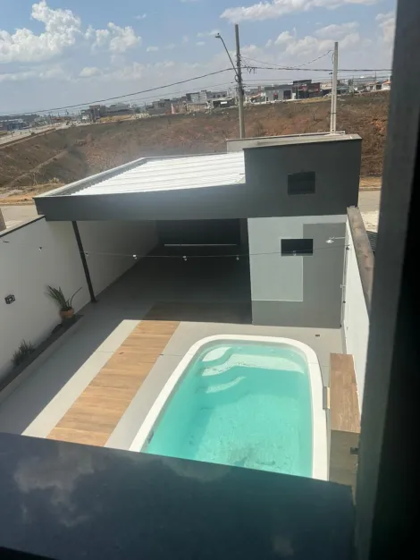 imagem 2 - Linda casa com design moderno, forro de gesso rebaixado e espaços amplos. Ideal para quem busca conforto e sofisticação. imagem 2 - Linda casa com design moderno, forro de gesso rebaixado e espaços amplos. Ideal para quem busca conforto e sofisticação.