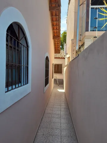 imagem 1 - LINDA E ESPAÇOSA CASA TÉRREA COM ÓTIMA LOCALIZAÇÃO PRÓXIMA AOS MELHORES COMÉRCIOS imagem 1 - LINDA E ESPAÇOSA CASA TÉRREA COM ÓTIMA LOCALIZAÇÃO PRÓXIMA AOS MELHORES COMÉRCIOS