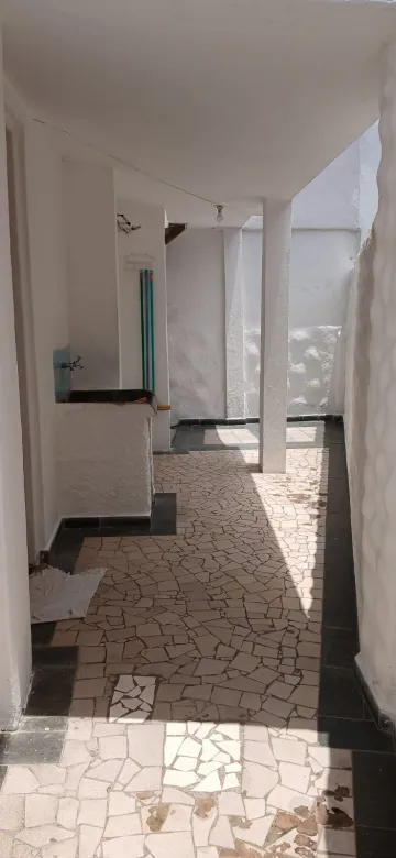 imagem 5 - Casa em Caraguatatuba a 100 metros da praia Massaguaçu com 04 dormitorios, suíte, cozinha, copa, 03 wcs, varanda e quintal grande, 15 vagas de garagem, casa de esquina na melhor localização do bairro imagem 5 - Casa em Caraguatatuba a 100 metros da praia Massaguaçu com 04 dormitorios, suíte, cozinha, copa, 03 wcs, varanda e quintal grande, 15 vagas de garagem, casa de esquina na melhor localização do bairro