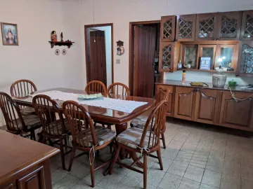 imagem 1 - CASA COMERCIAL na Rua Santa Clara? At 438,00, Ac 363, 2 salas ? 3 q- quintal , Edícula imagem 1 - CASA COMERCIAL na Rua Santa Clara? At 438,00, Ac 363, 2 salas ? 3 q- quintal , Edícula