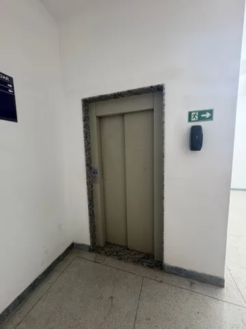 imagem 4 - Atenção!! Prédio comercial no Centro de São José dos Campos, com elevador!! construção Nova imagem 4 - Atenção!! Prédio comercial no Centro de São José dos Campos, com elevador!! construção Nova