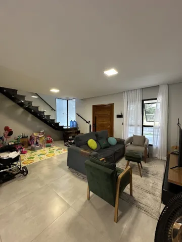 imagem 2 - Casa Alto Padrão no Condomínio Bosque dos Manacás, em Jacarei, com AT200m², AC182m², churrasqueira imagem 2 - Casa Alto Padrão no Condomínio Bosque dos Manacás, em Jacarei, com AT200m², AC182m², churrasqueira