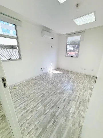 imagem 4 - Sala comercial dividida em 3 no edifício Office Tower localizado no Centro imagem 4 - Sala comercial dividida em 3 no edifício Office Tower localizado no Centro