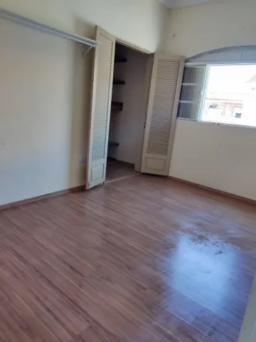 imagem 3 - Sobrado na vila tesouro, com 3 dormitórios sendo um suíte, sala , cozinha e uma vaga de garagem, 125 metros de terre, aceita financiamento.no 95 metros construído. imagem 3 - Sobrado na vila tesouro, com 3 dormitórios sendo um suíte, sala , cozinha e uma vaga de garagem, 125 metros de terre, aceita financiamento.no 95 metros construído.
