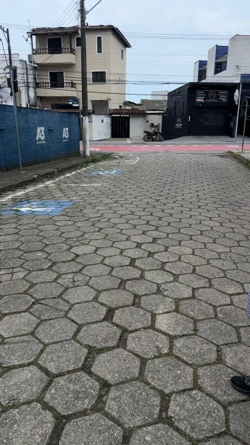 imagem 5 - ÓTIMO PONTO COMERCIAL COM RESIDENCIA EM AVENIDA BASTANTE COMERCIAL, NO CENTRO DE CARAGUÁ imagem 5 - ÓTIMO PONTO COMERCIAL COM RESIDENCIA EM AVENIDA BASTANTE COMERCIAL, NO CENTRO DE CARAGUÁ
