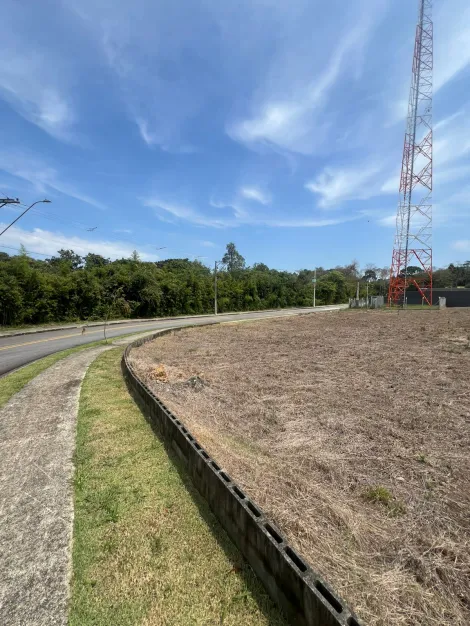 imagem 3 - Área Comercial em Frente ao Condomínio Reserva do Paratehy Lote 4 imagem 3 - Área Comercial em Frente ao Condomínio Reserva do Paratehy Lote 4