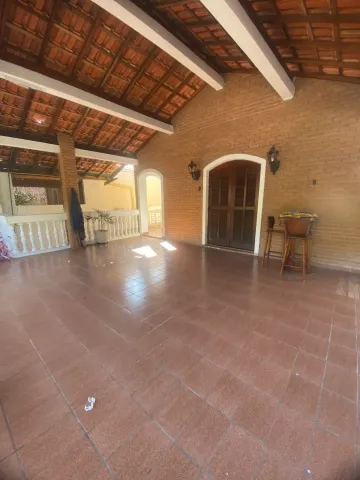 imagem 2 - Ampla casa com edícula, piscina e rendimento garantido no Bosque dos Eucaliptos imagem 2 - Ampla casa com edícula, piscina e rendimento garantido no Bosque dos Eucaliptos