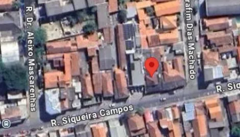 imagem 1 - Casa 3 dormitórios, lote inteiro no centro de São José imagem 1 - Casa 3 dormitórios, lote inteiro no centro de São José